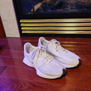 New Balance Men's 327